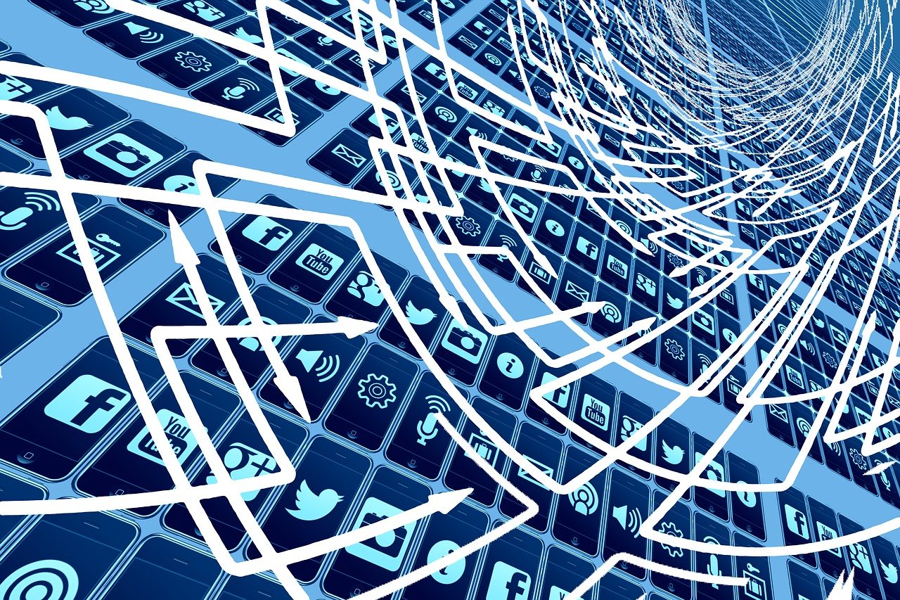 性亚洲综合: 在当代社会中重新定义爱的表现