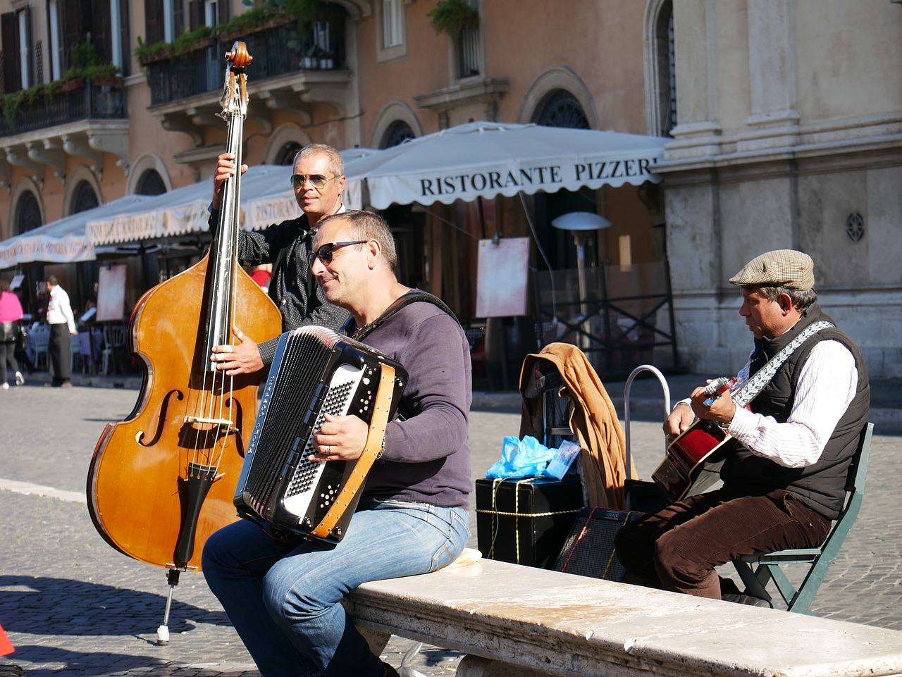 卧虎藏龙，二胡协奏曲的旋律艺术——一曲悠扬，唤醒江湖情
